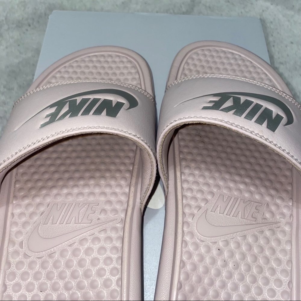 Women’s Nike Slides 8 - Picture 11 of 13